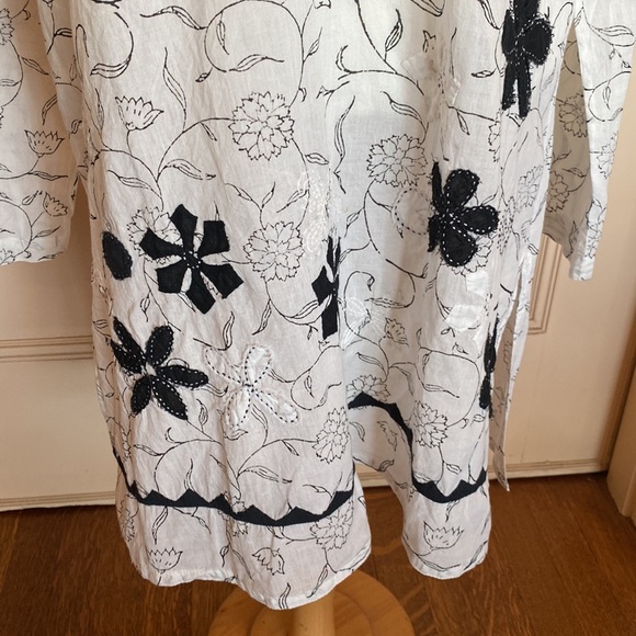 Kerry Cassill Pullover Floral Tunic - Picture 5 of 15